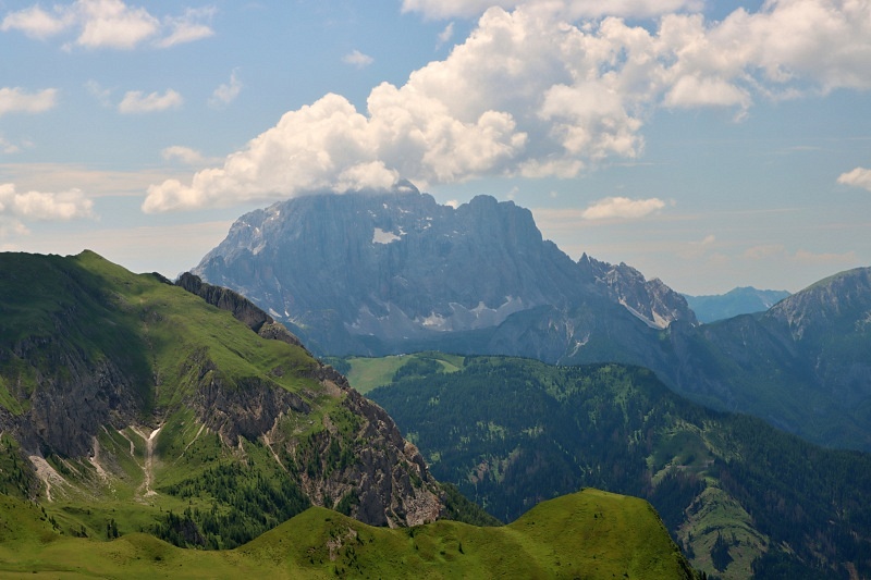 Dolomity