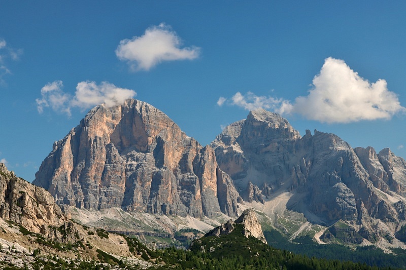 Dolomity