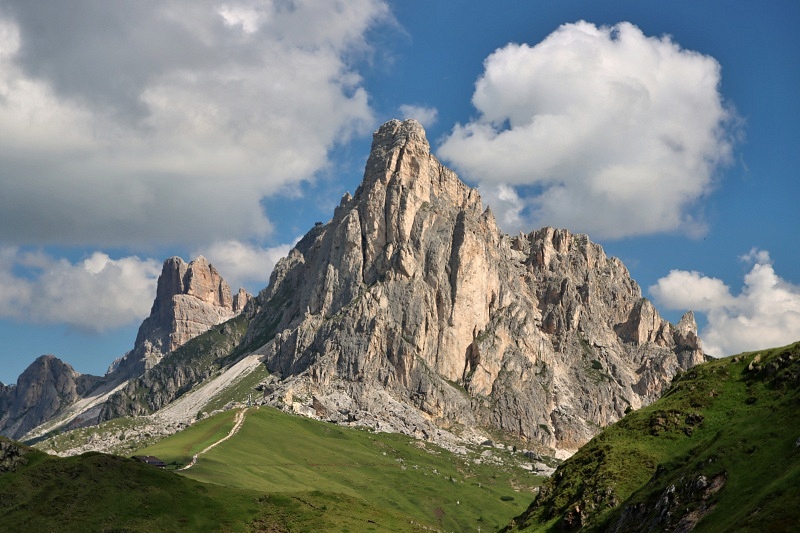 Dolomity