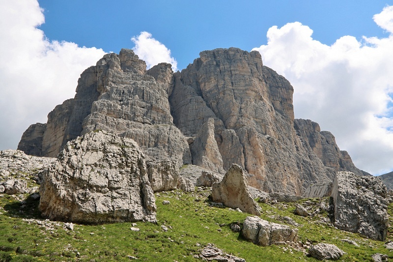 Dolomity