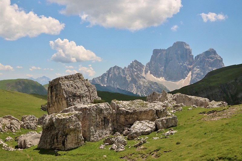 Dolomity