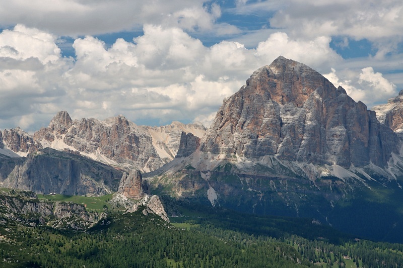 Dolomity