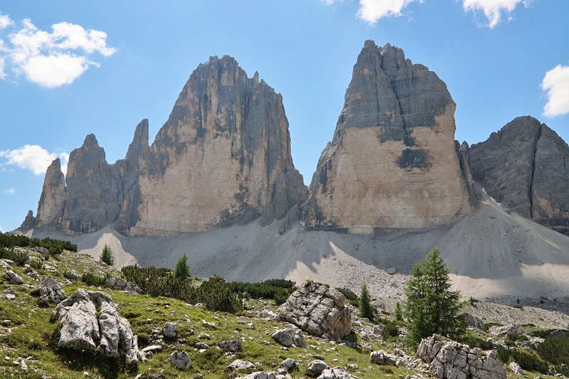 Dolomity